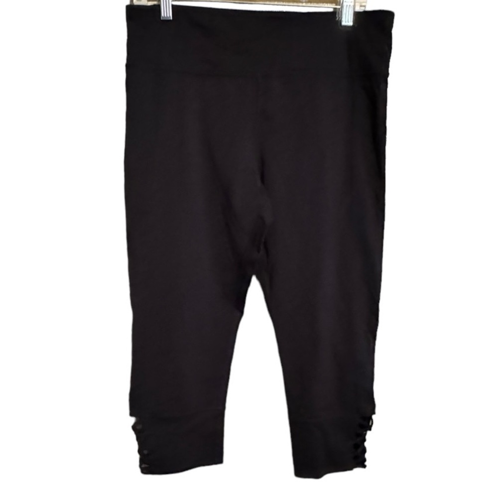 Calvin‎ Klein Black Capri Pants